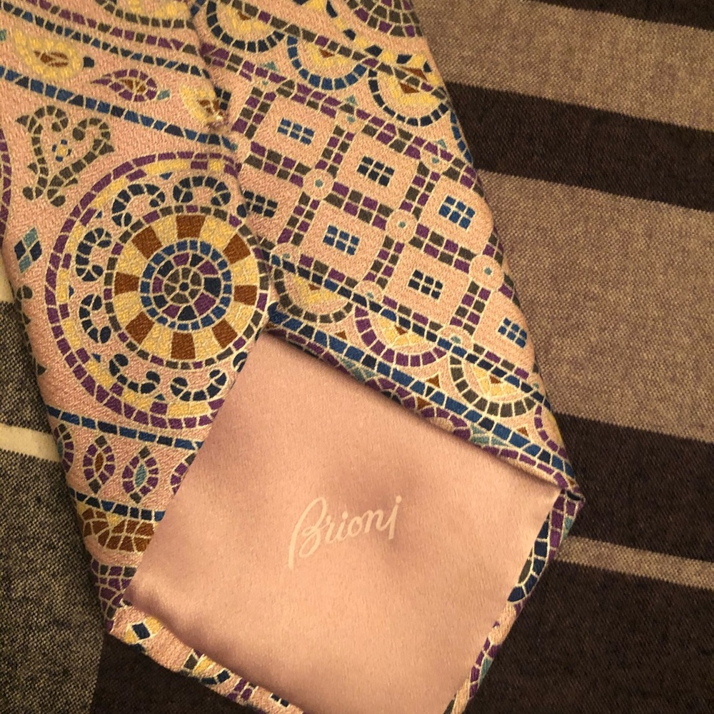 Brioni tie
